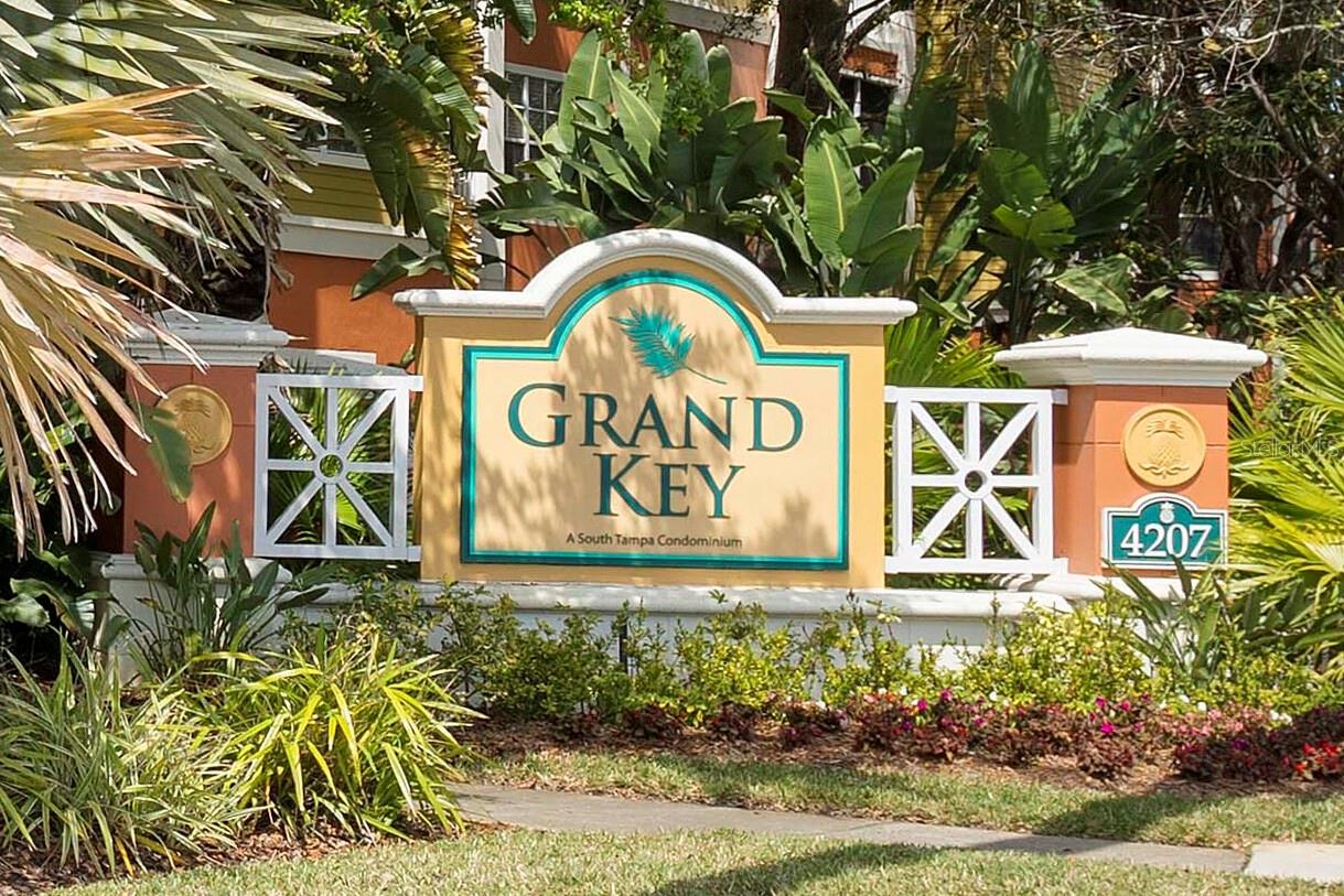4207 S DALE MABRY HWY #6107 - Photo 1