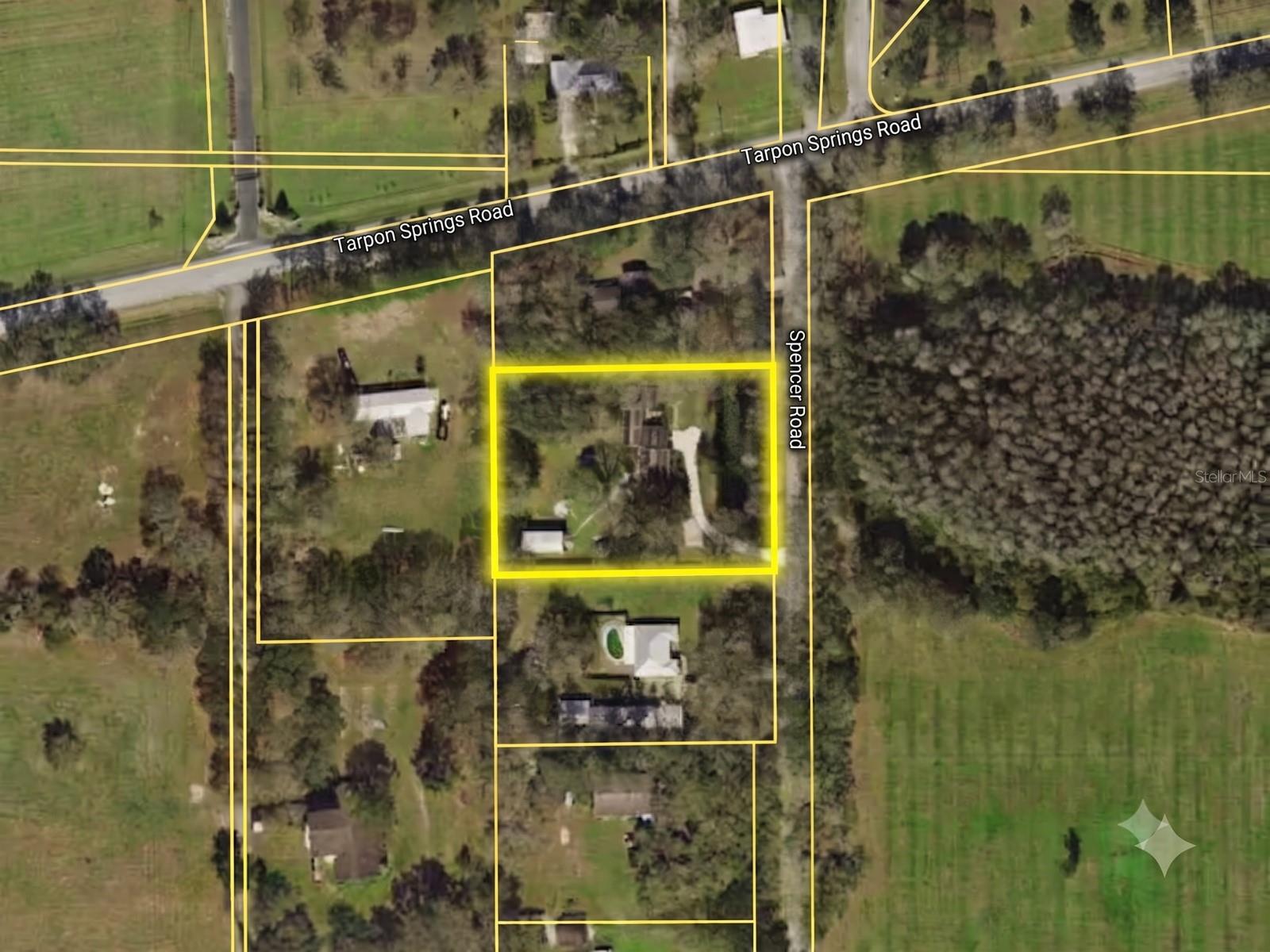 18334 SPENCER RD - Photo 1