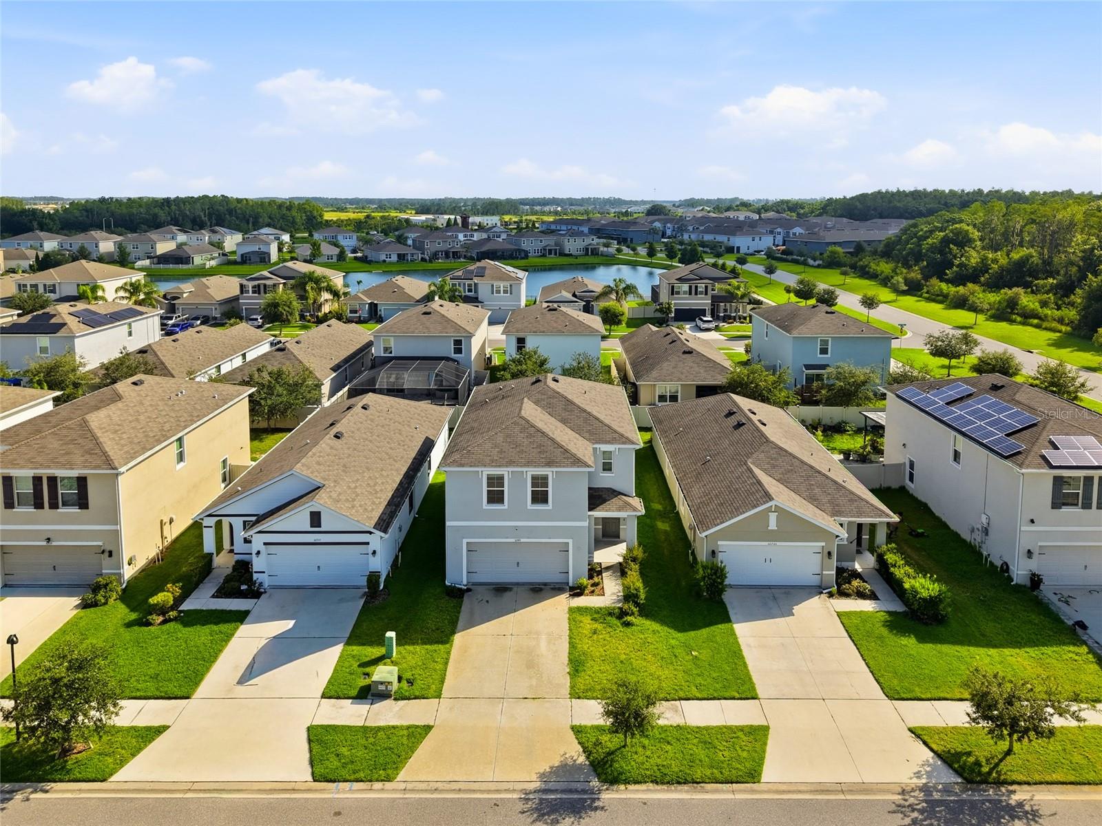 32745 PEZ LANDING LN - Photo 1
