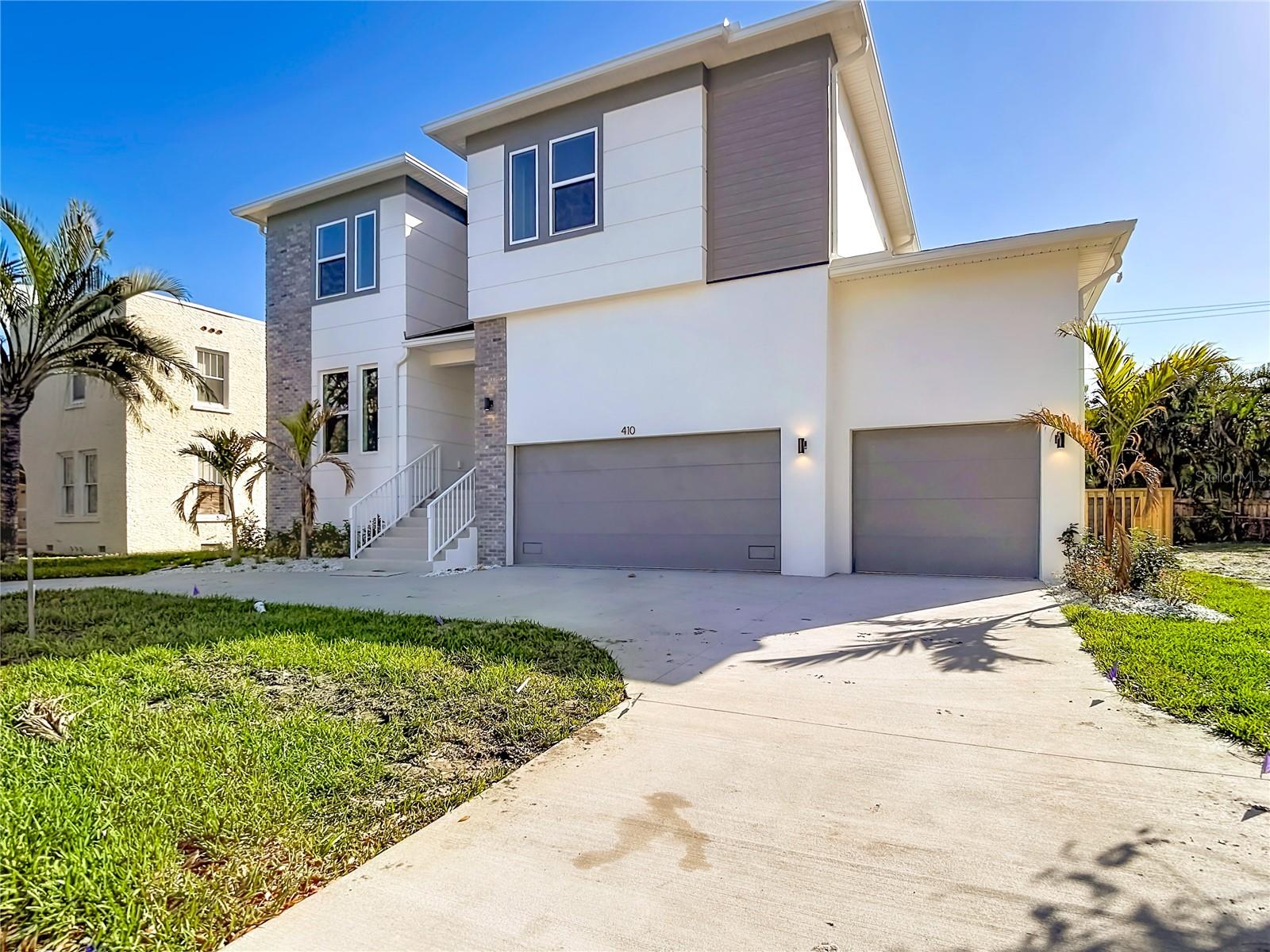 410 S WEST SHORE BLVD - Photo 1