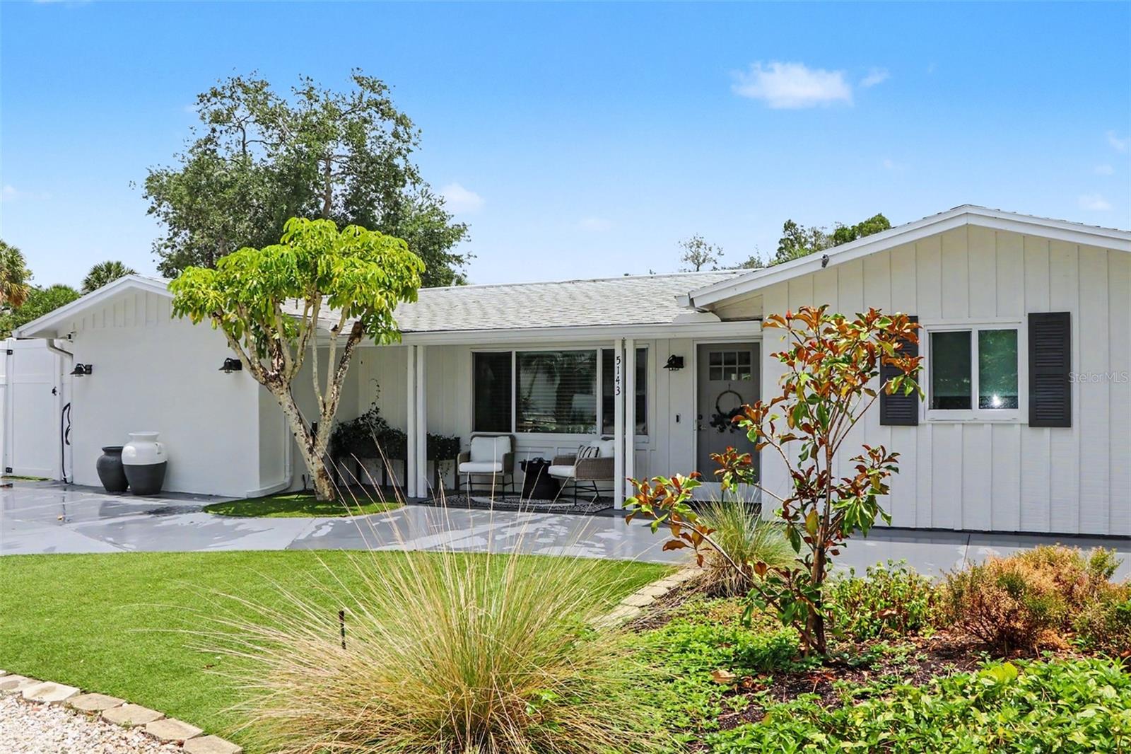 5143 SANDY BEACH AVE - Photo 1