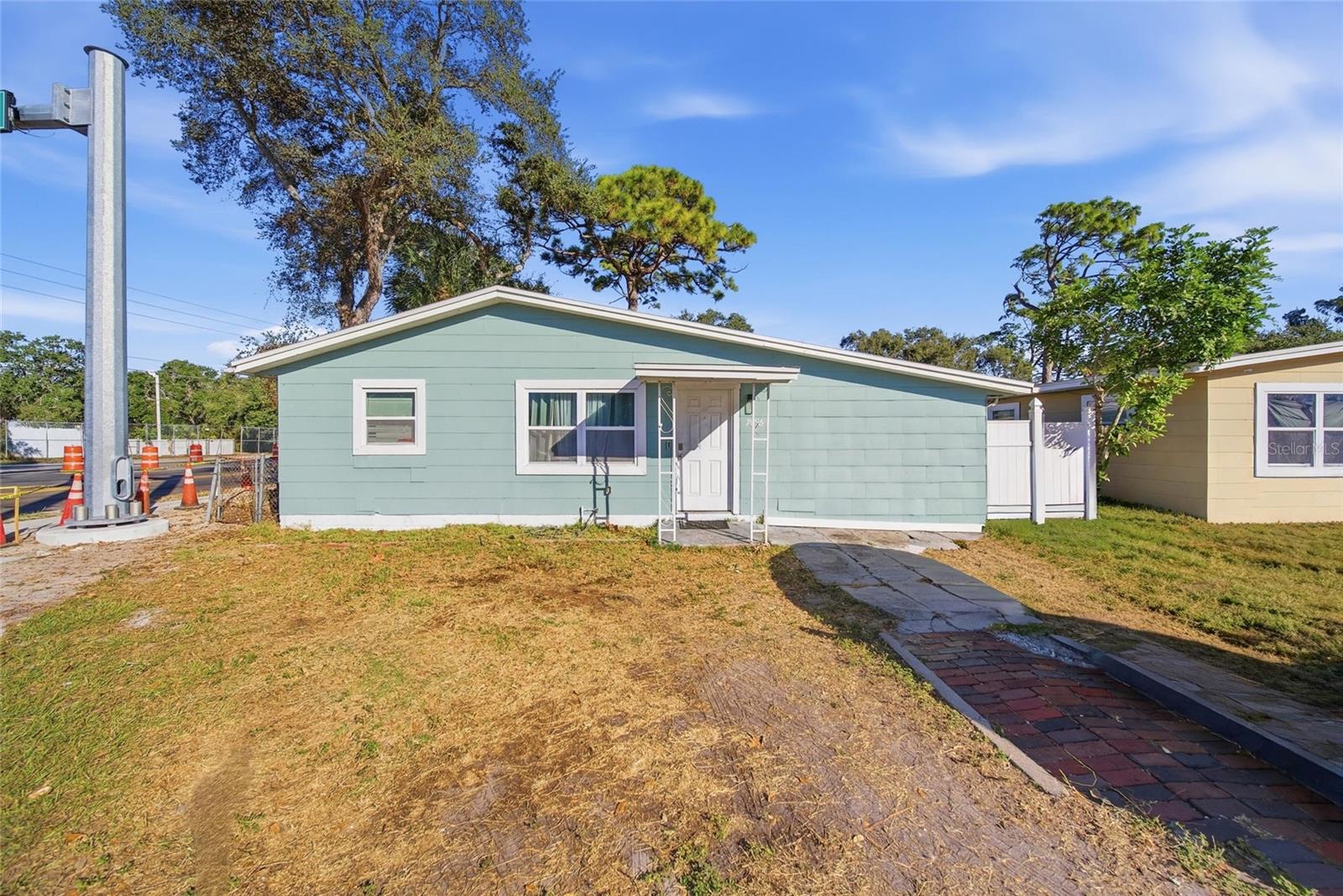 7095 54TH AVE N - Photo 1