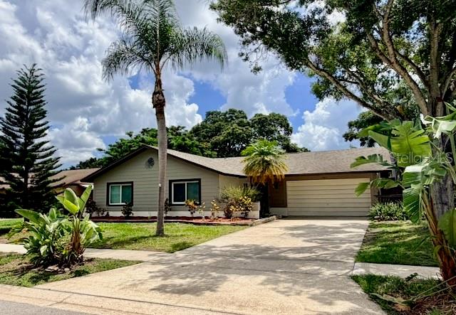1583 REDWOOD AVE - Photo 1