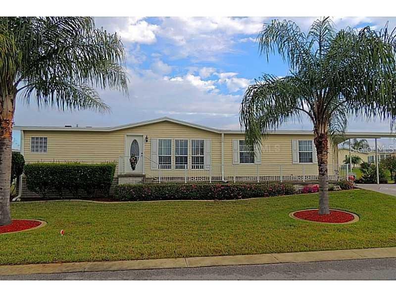 37535 NEW HORIZONS BLVD - Photo 1