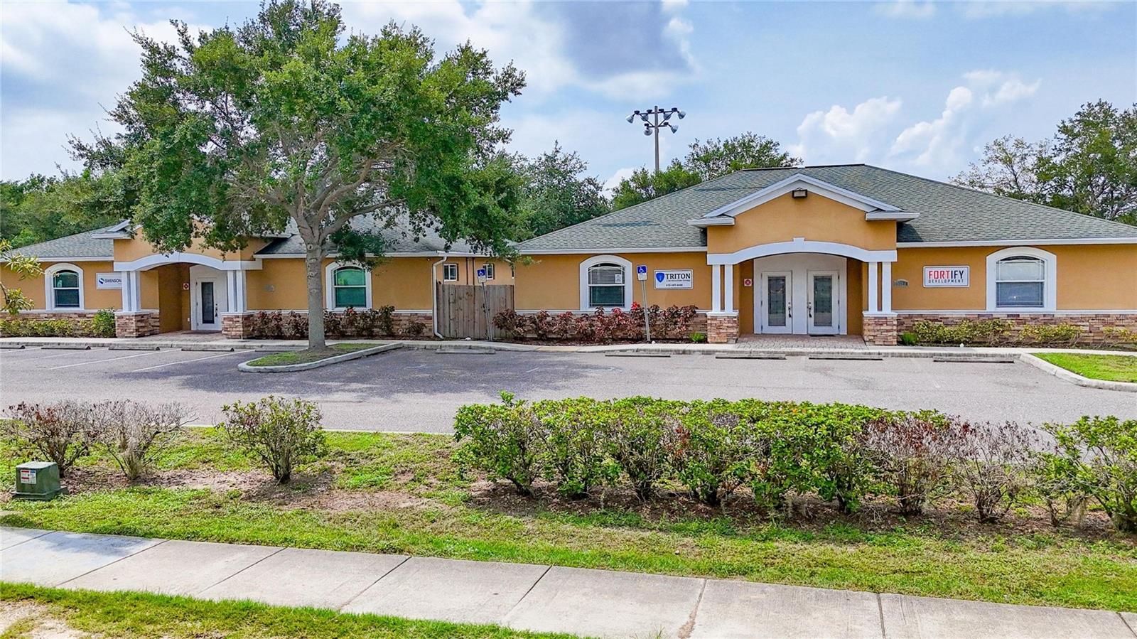 Property at 7318 W COMANCHE AVE, Tampa