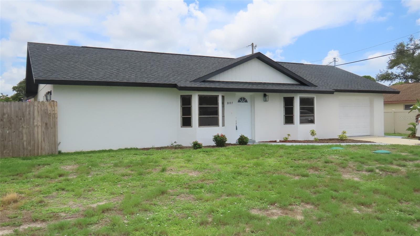 807 NECTAR RD - Photo 1