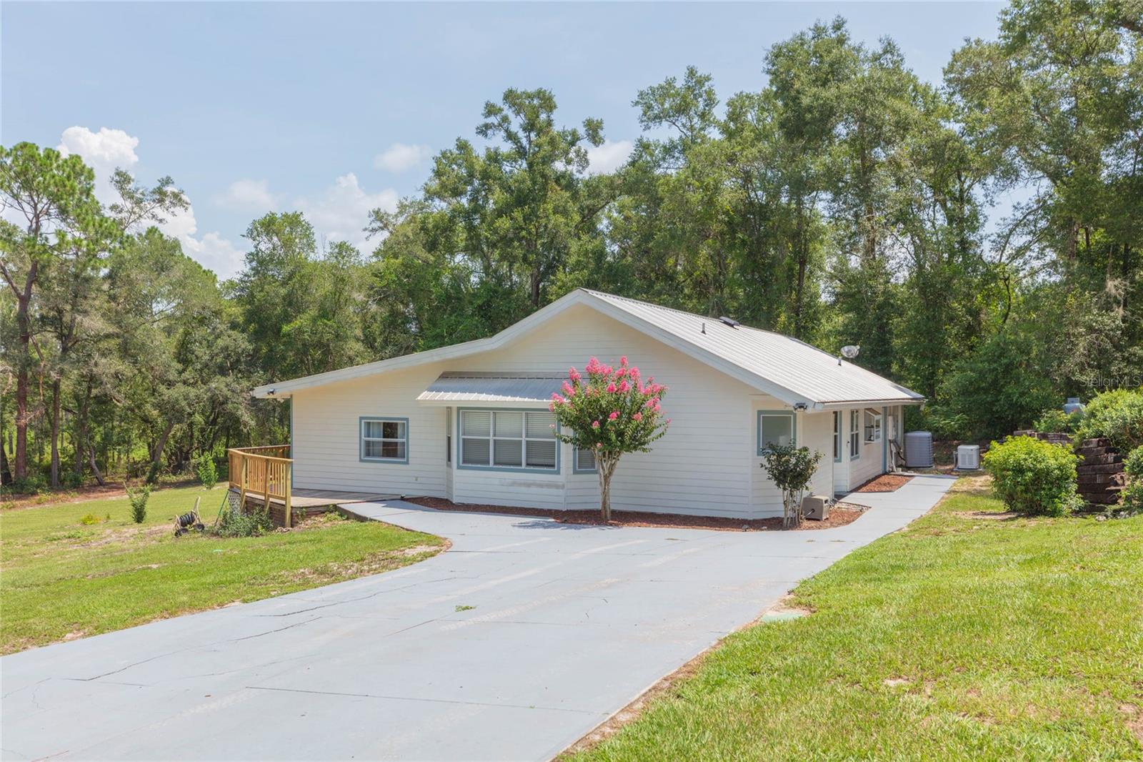 34299 BELT DR - Photo 1