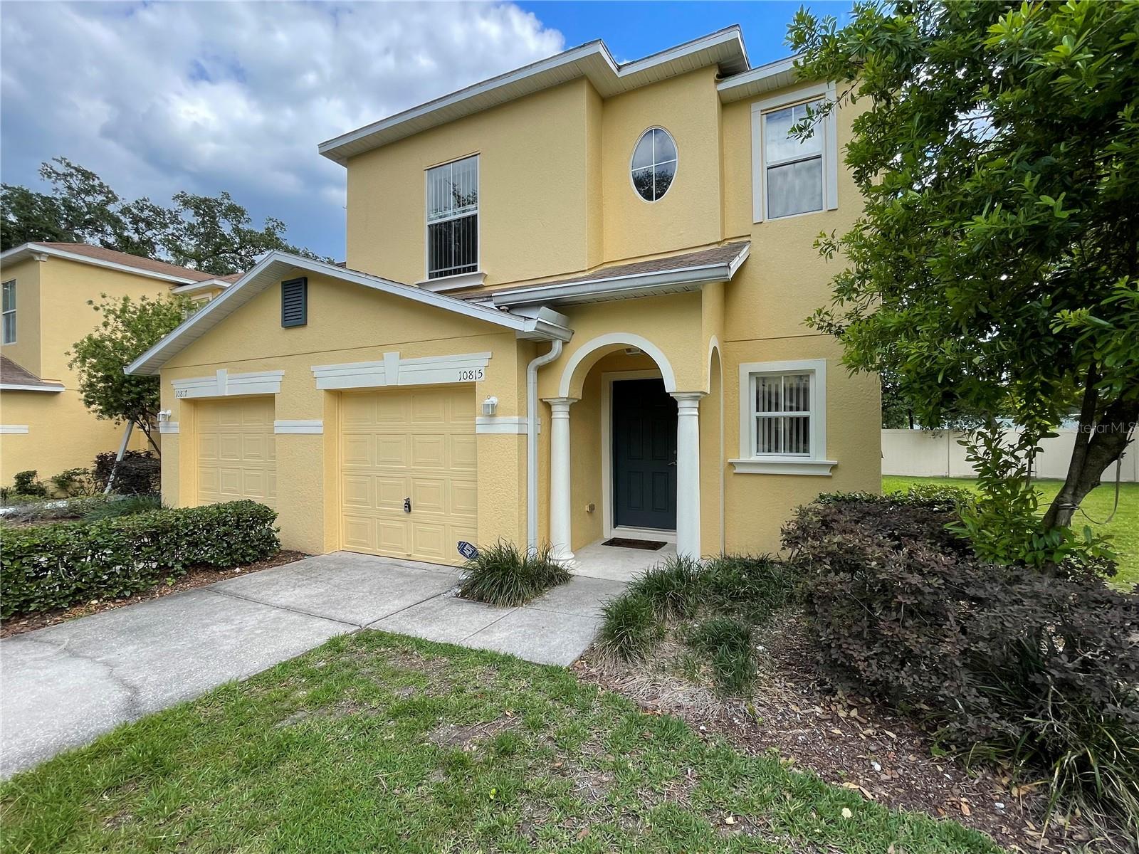 10815 GREAT CARLISLE CT - Photo 1
