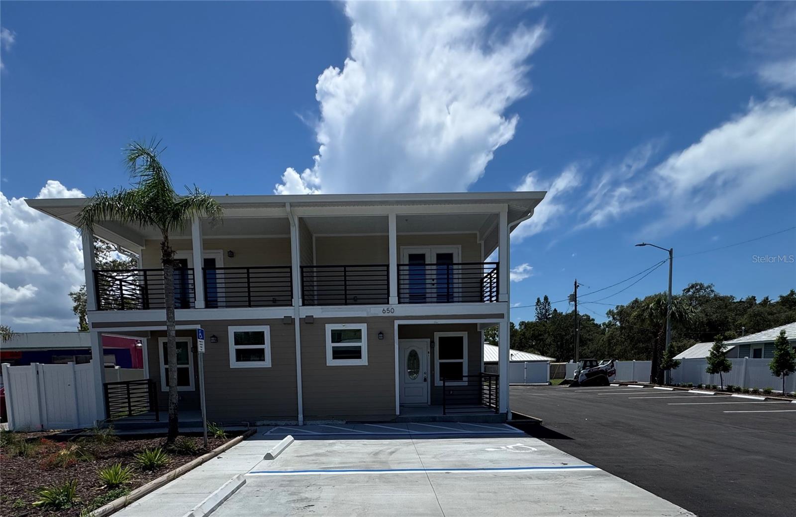 650 E TARPON AVE #C2 - Photo 1