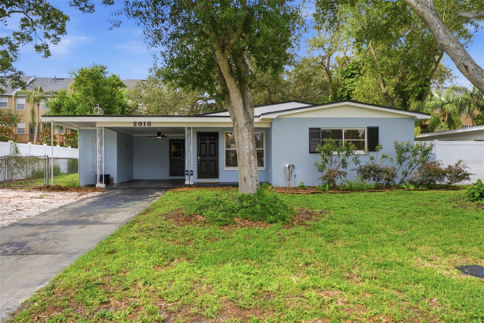 2918 W ELLIS DR - Photo 1