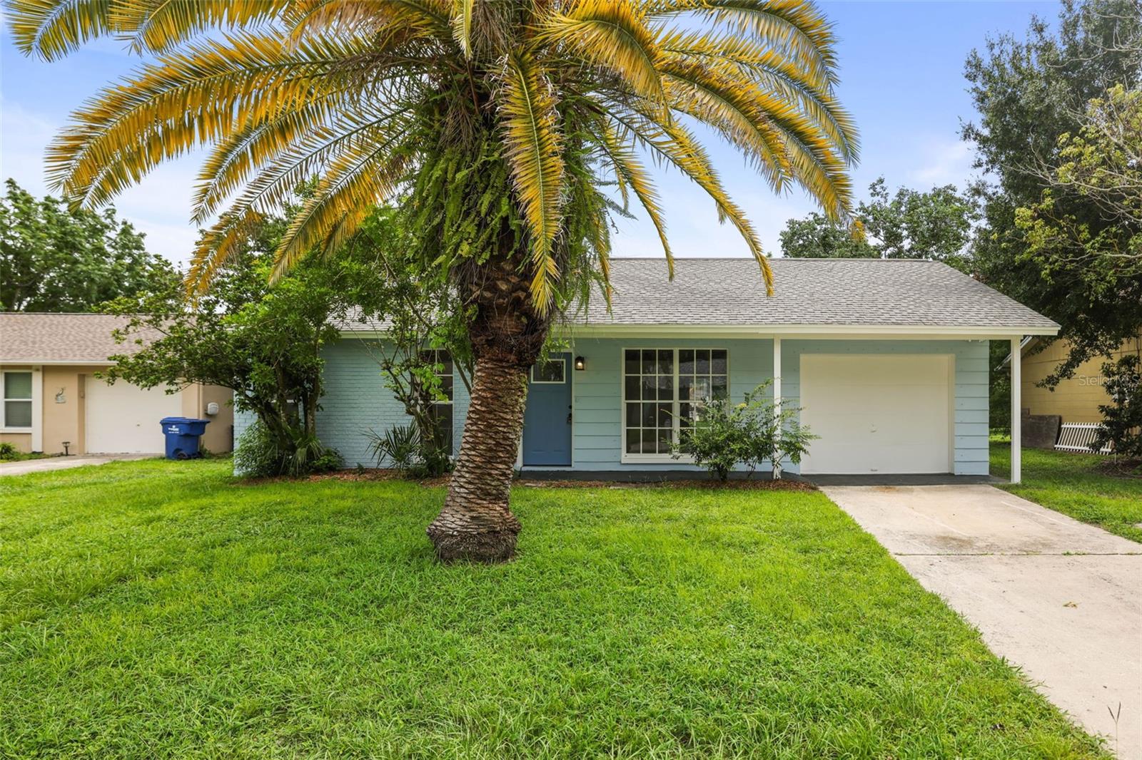 3261 LA VERNE CT - Photo 1