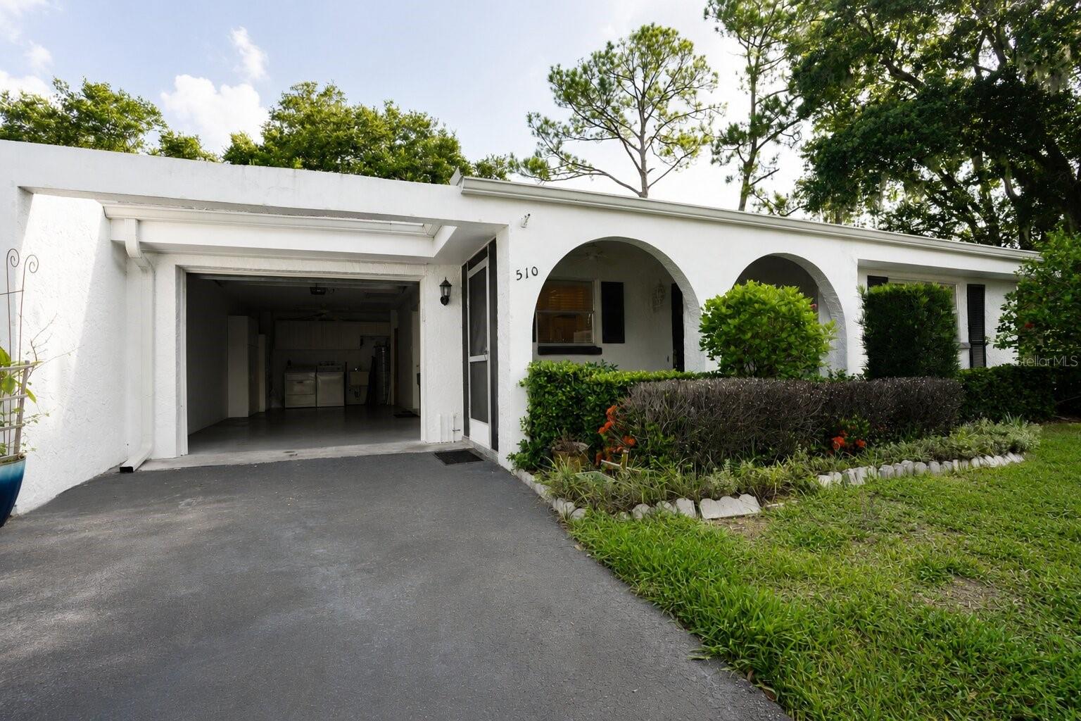 510 PALMER CIR - Photo 1