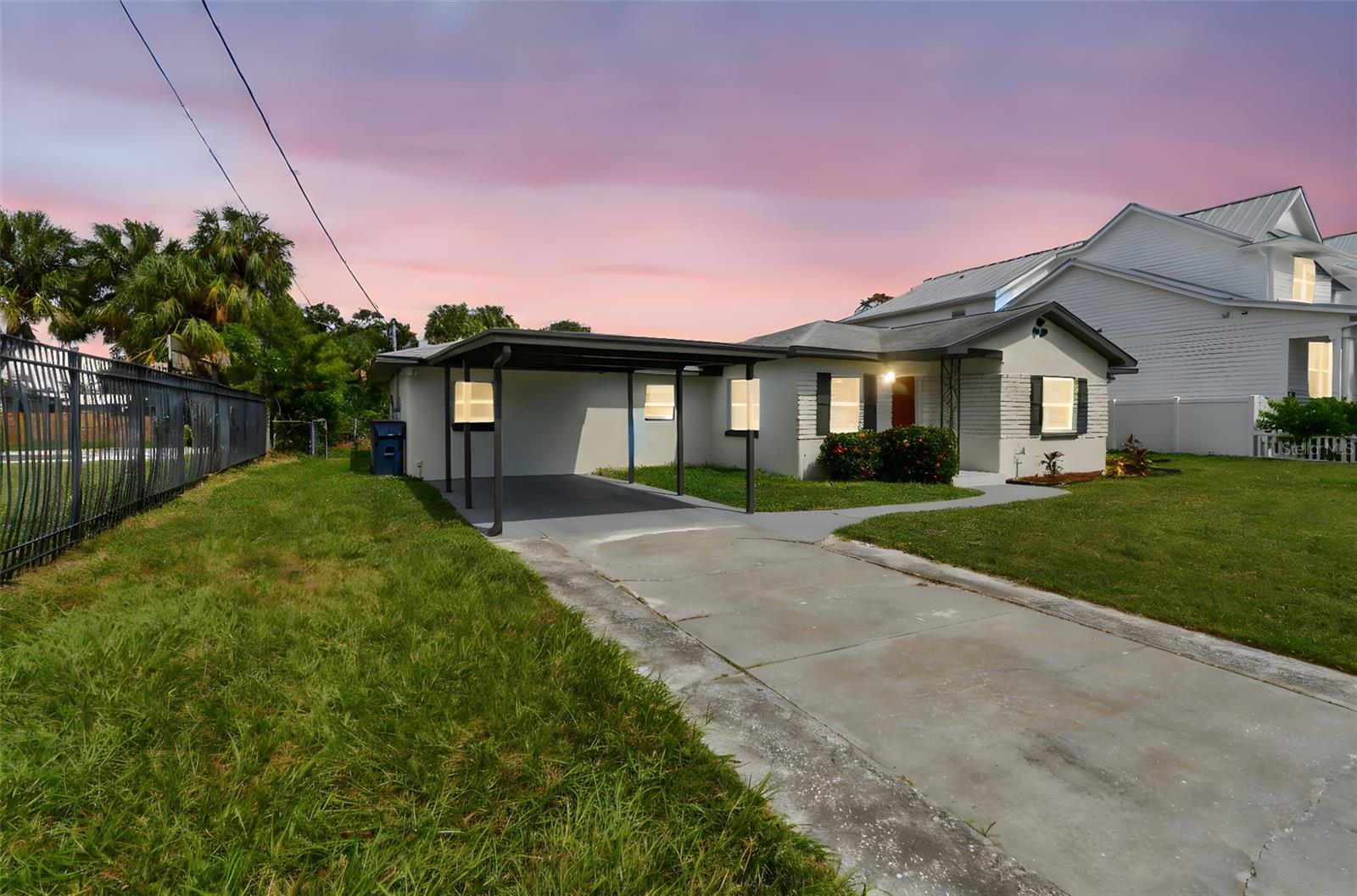 5 W SPANISH MAIN ST - Photo 1