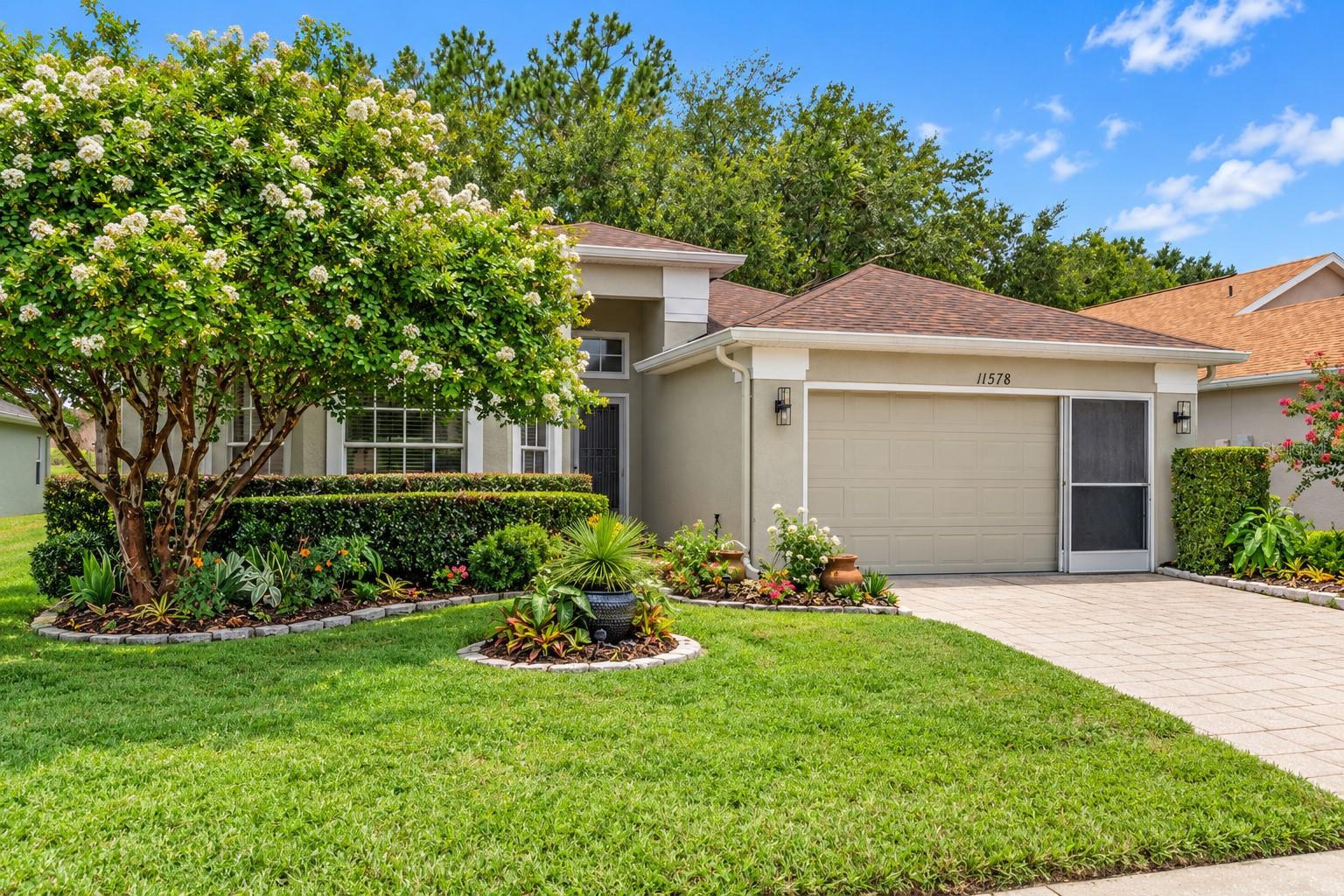 11578 NEW HAVEN DR - Photo 1