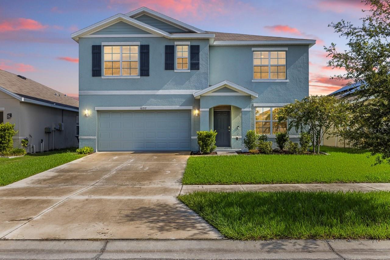 10212 GOLDEN LIGHT CT - Photo 1