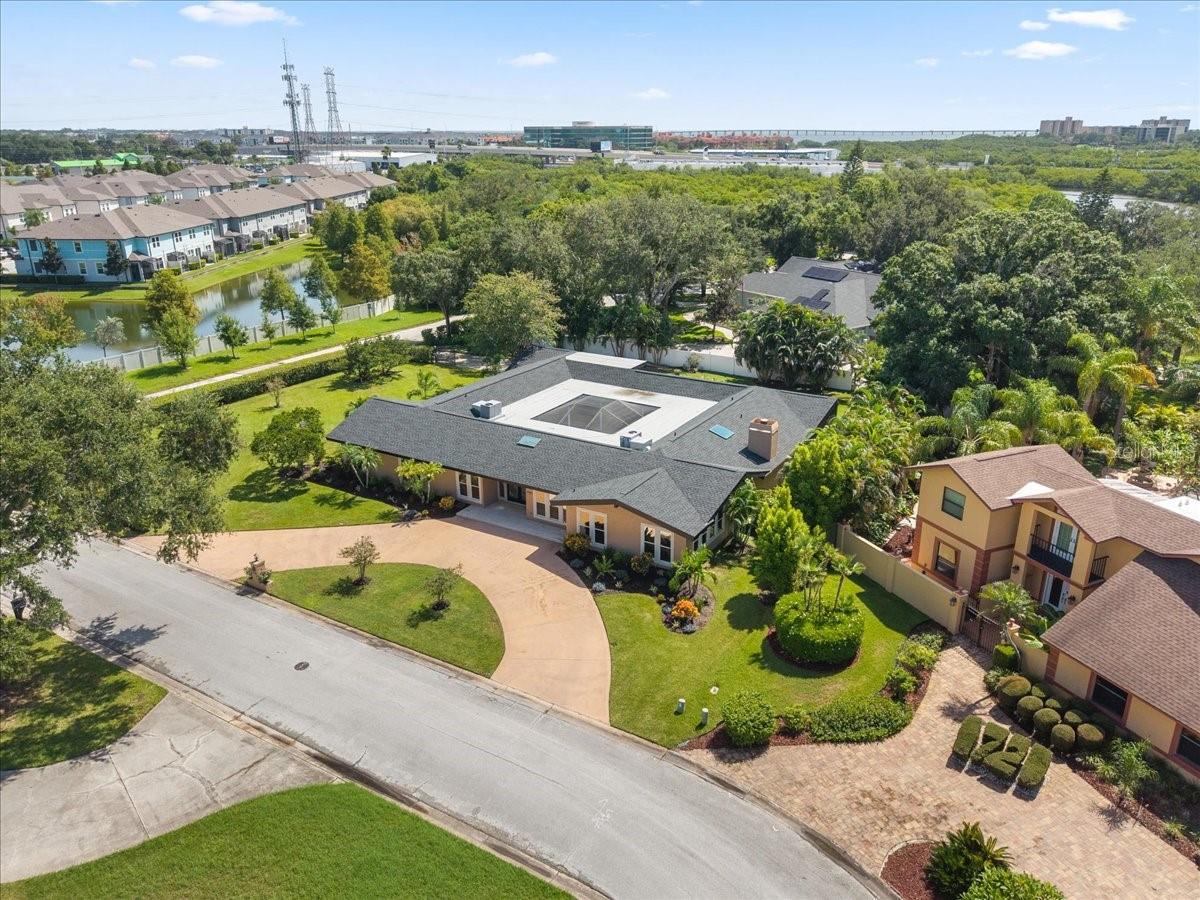 1701 ALLENS CREEK DR - Photo 1