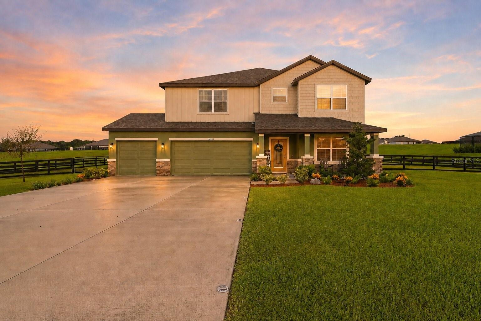 10007 DOLPHIN GULL CIR - Photo 1
