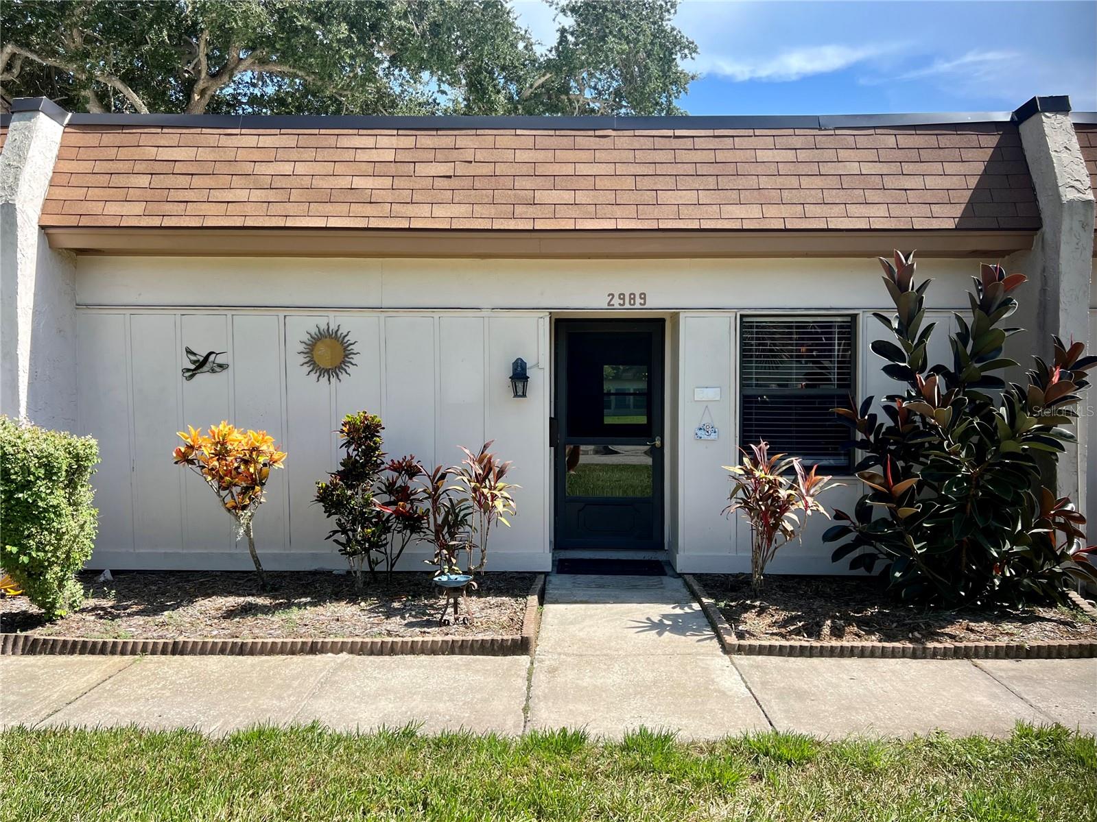 2989 FLINT DR N - Photo 1