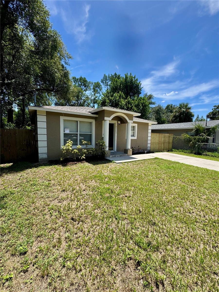 3305 E 38TH AVE - Photo 1