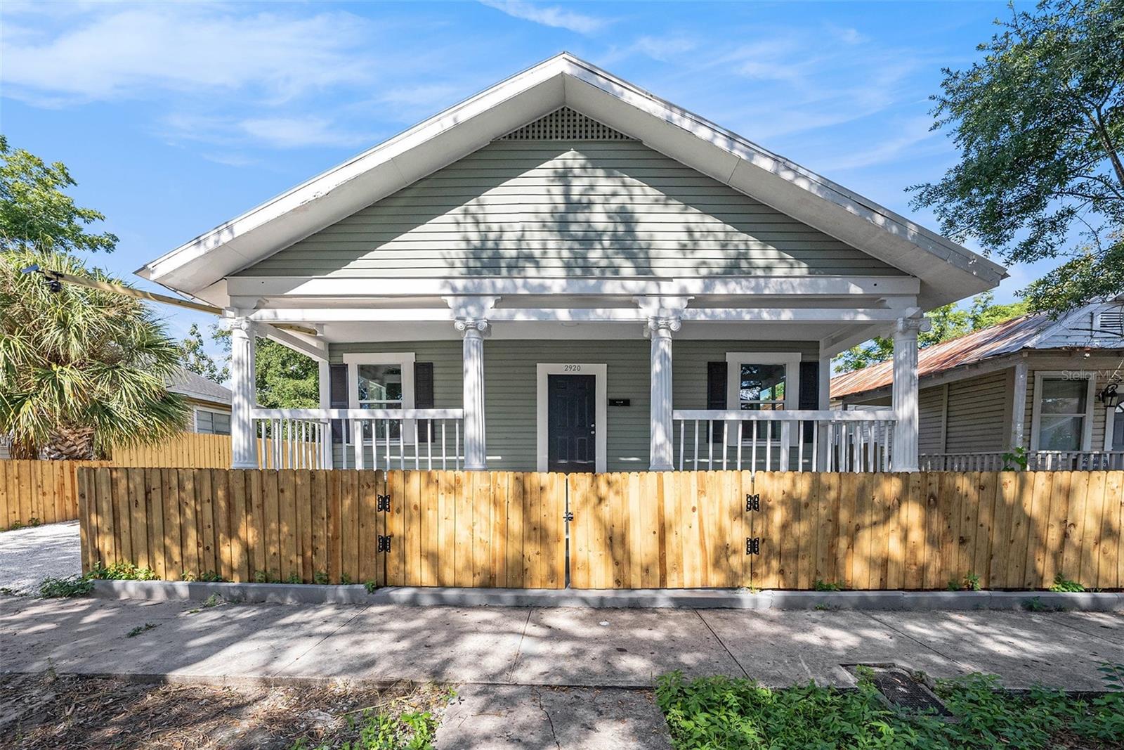 2920 N 17TH ST - Photo 1