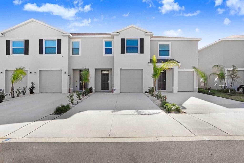 366 MANGROVE SHADE CIR - Photo 1