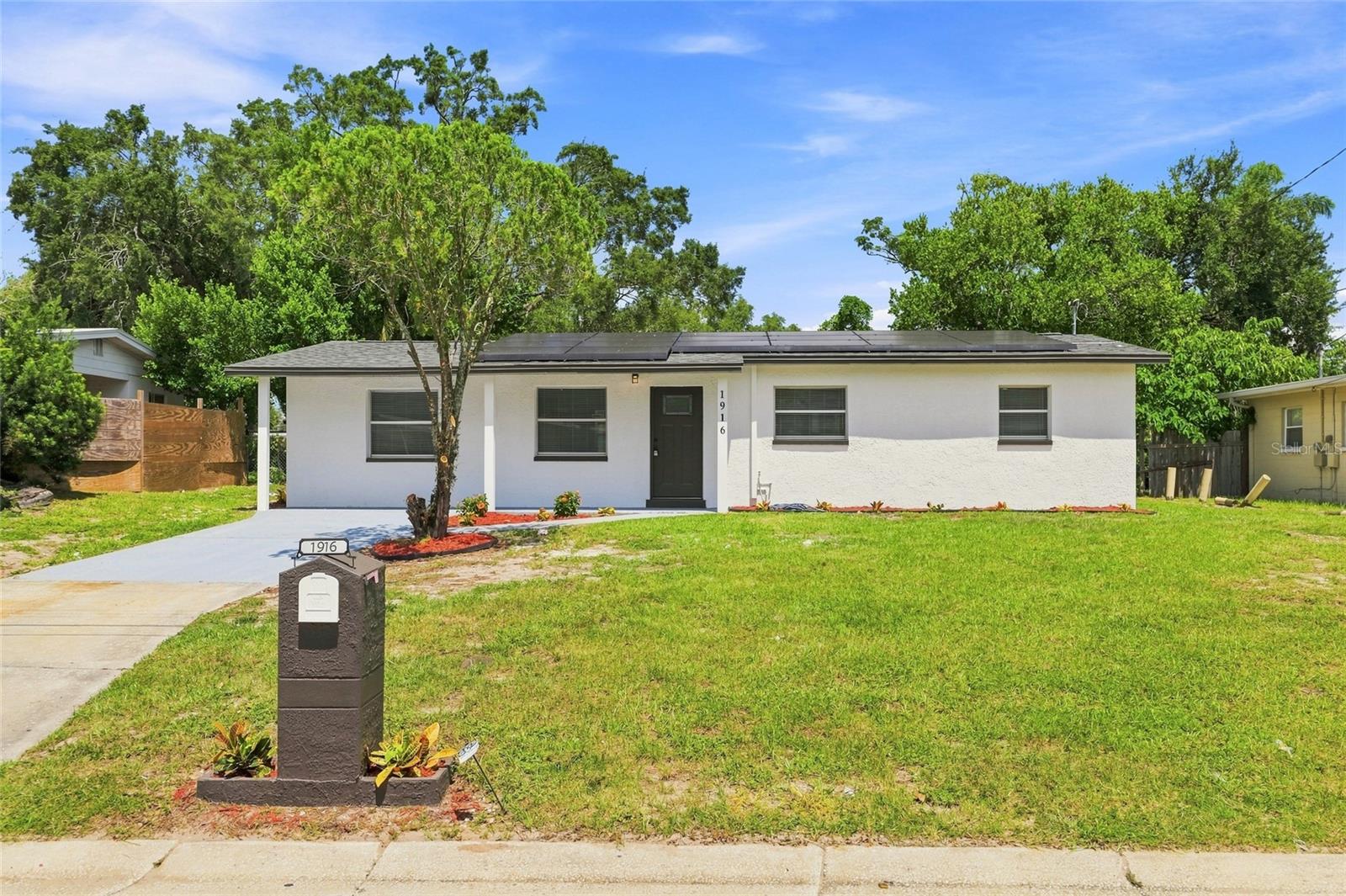 1916 MARVY AVE - Photo 1