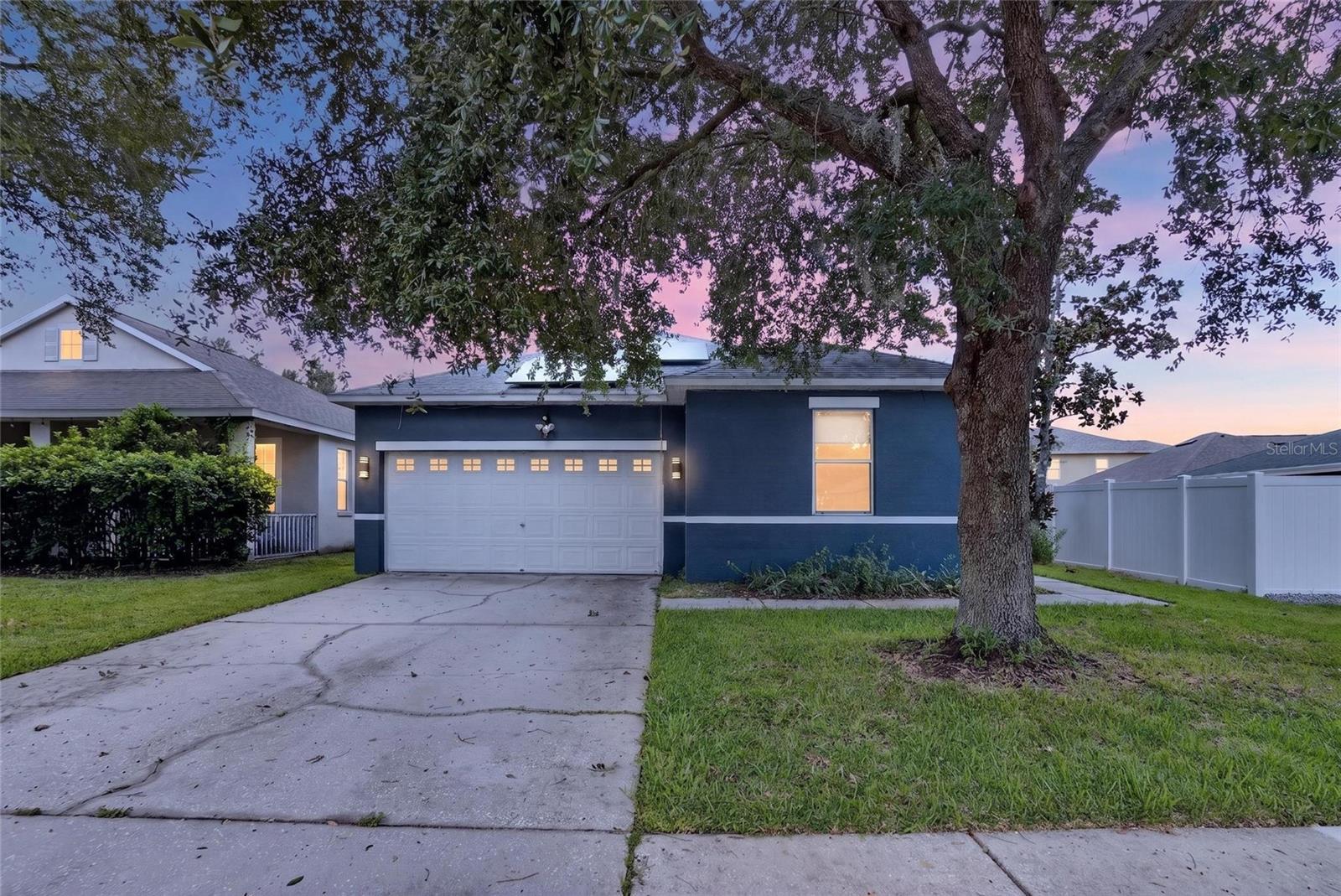 4951 WHISTLING PINES CT - Photo 1