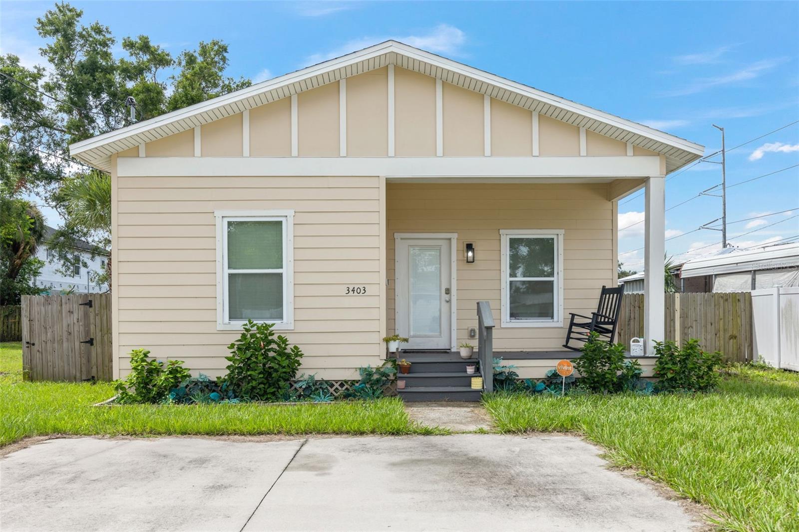 3403 E 10TH AVE - Photo 1