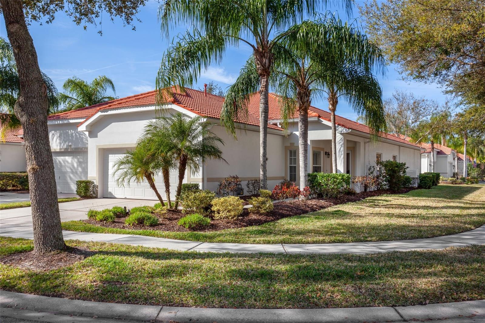 10245 DEVONSHIRE LAKE DR - Photo 1