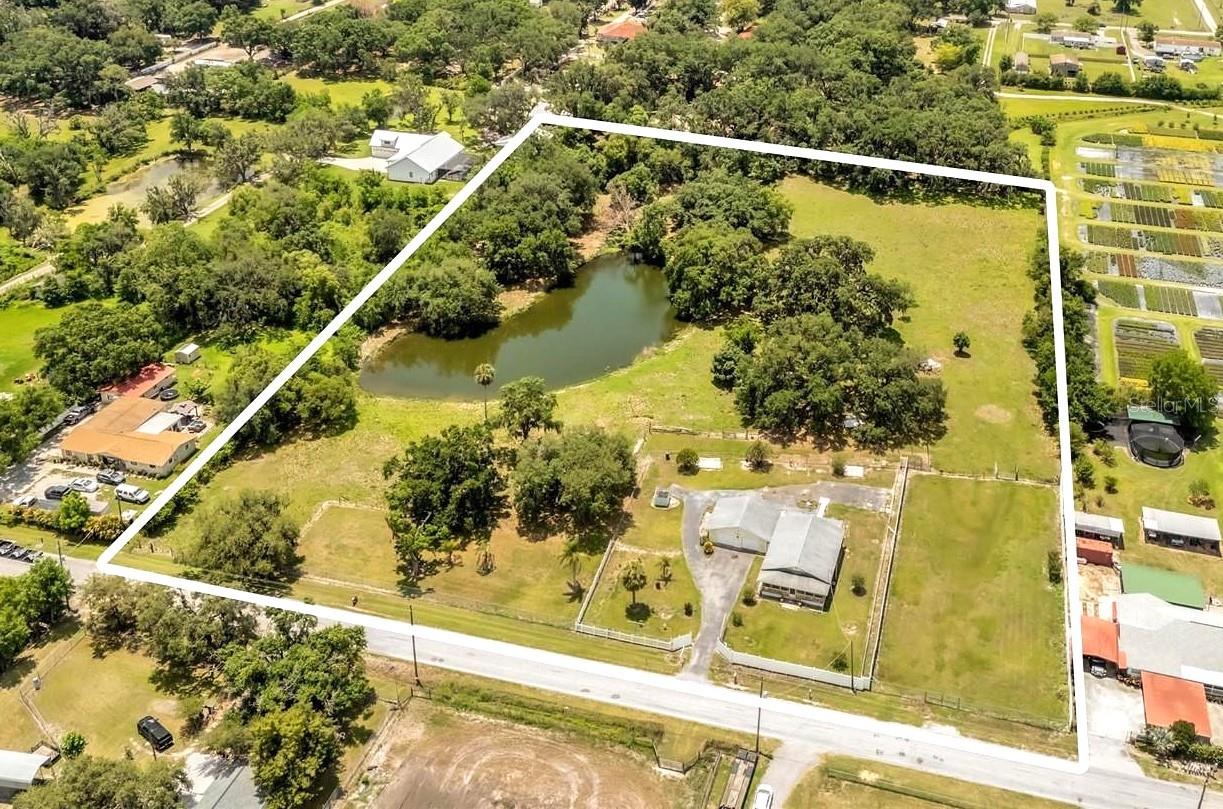 3101 N MEDULLA RD - Photo 1