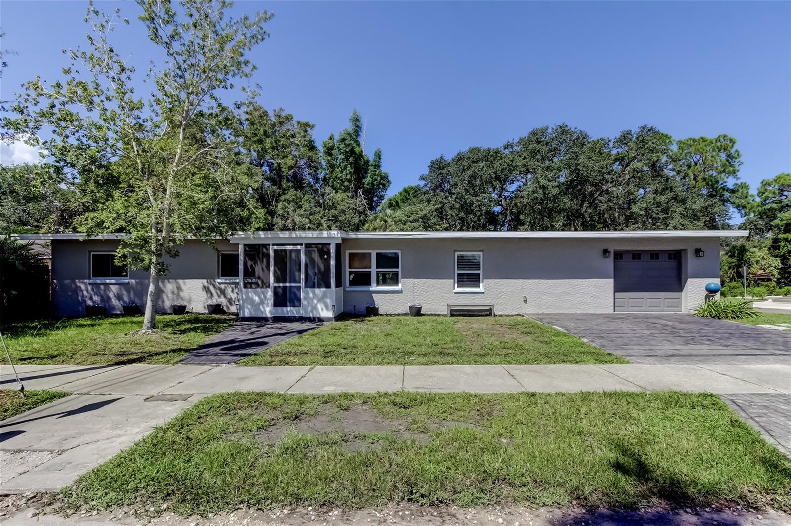 375 10TH AVE N - Photo 1