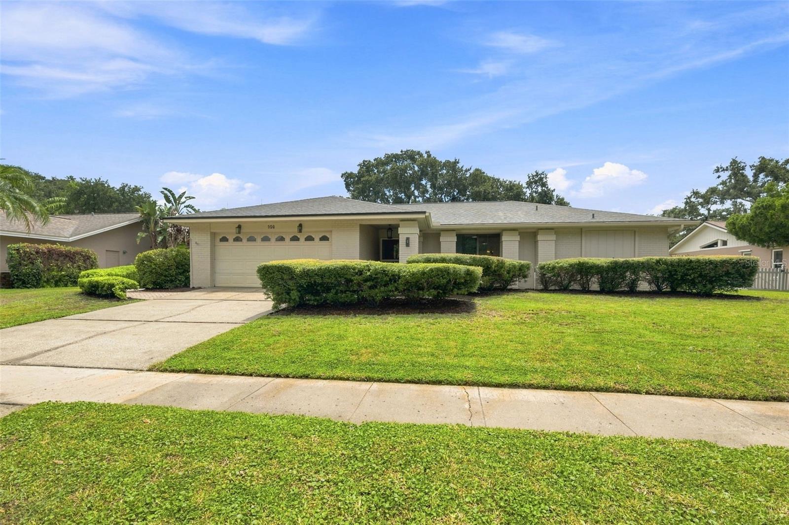 550 PALMDALE DR - Photo 1