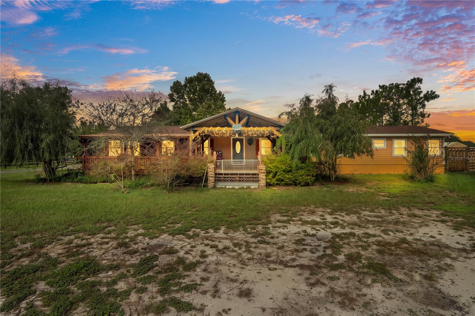 4235 ALLEN RD - Photo 1