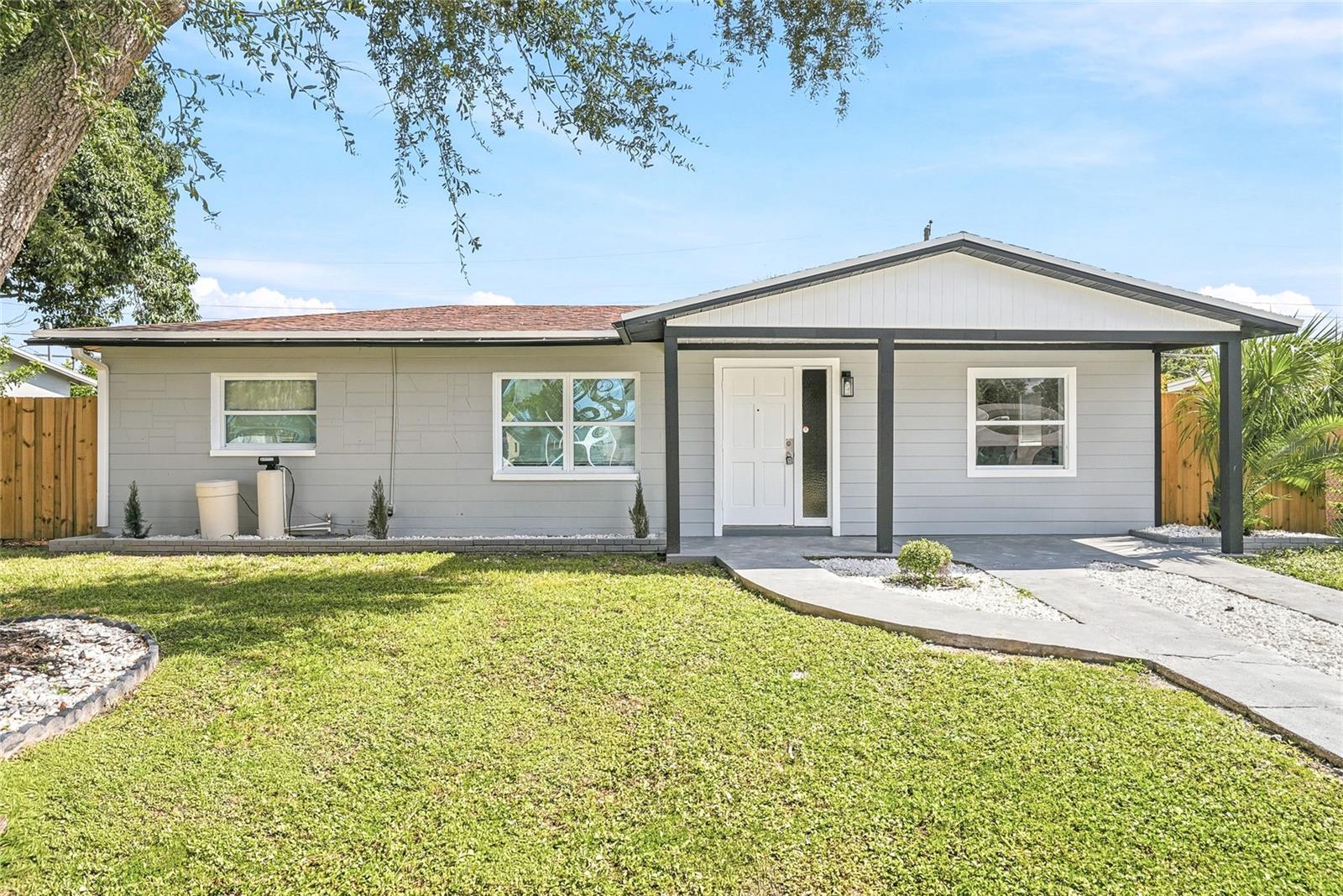 5512 96TH AVE N - Photo 1