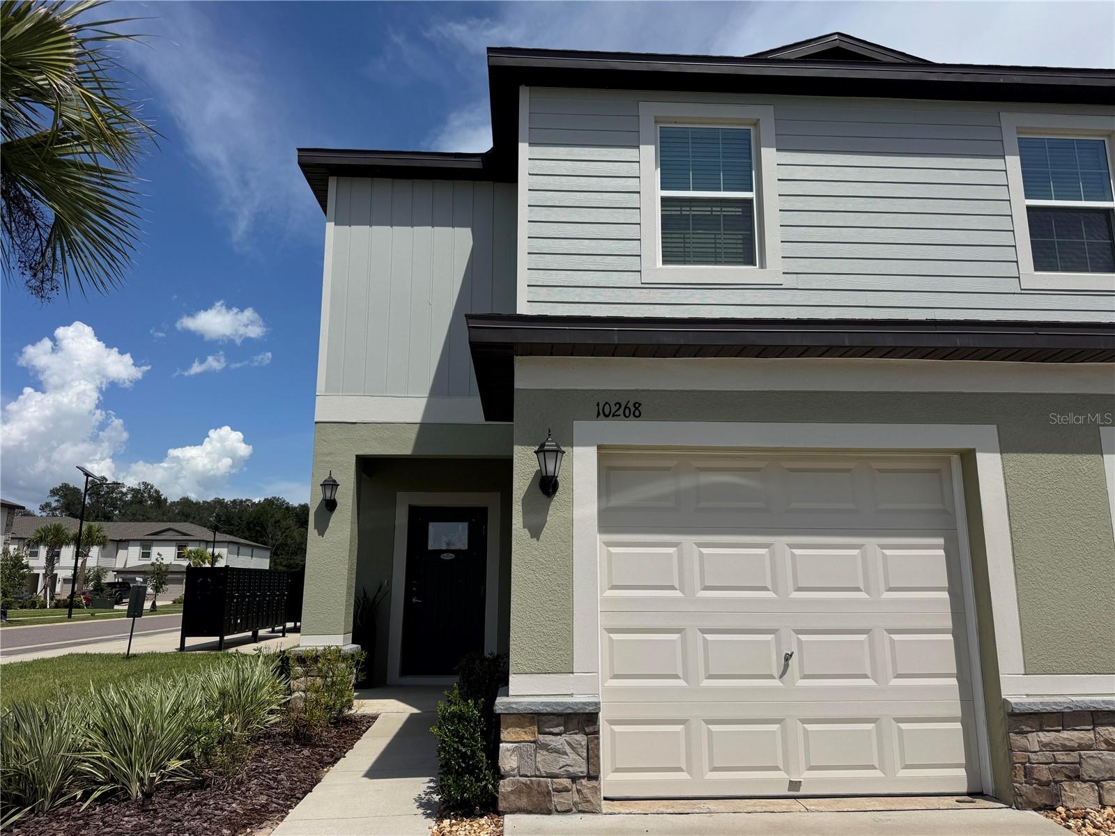 10268 HONEY HAMMOCK WAY - Photo 1