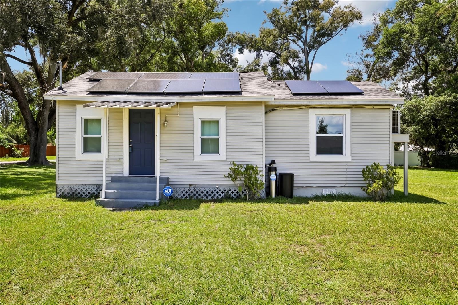 1903 N BARNES ST - Photo 1