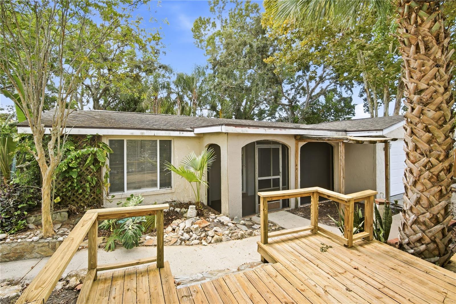 7634 FOX HOLLOW DR - Photo 1