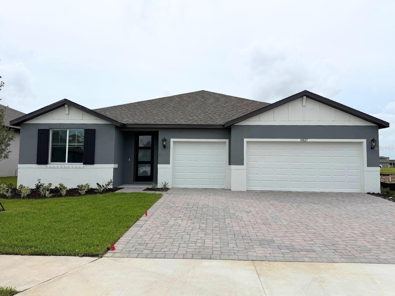 10827 BUDDING BLOSSOM CT - Photo 1