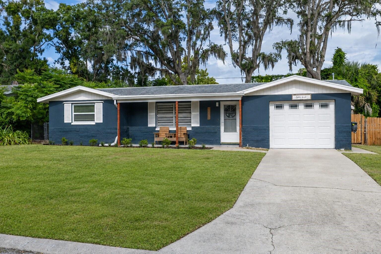 5030 OVERLOOK DR - Photo 1