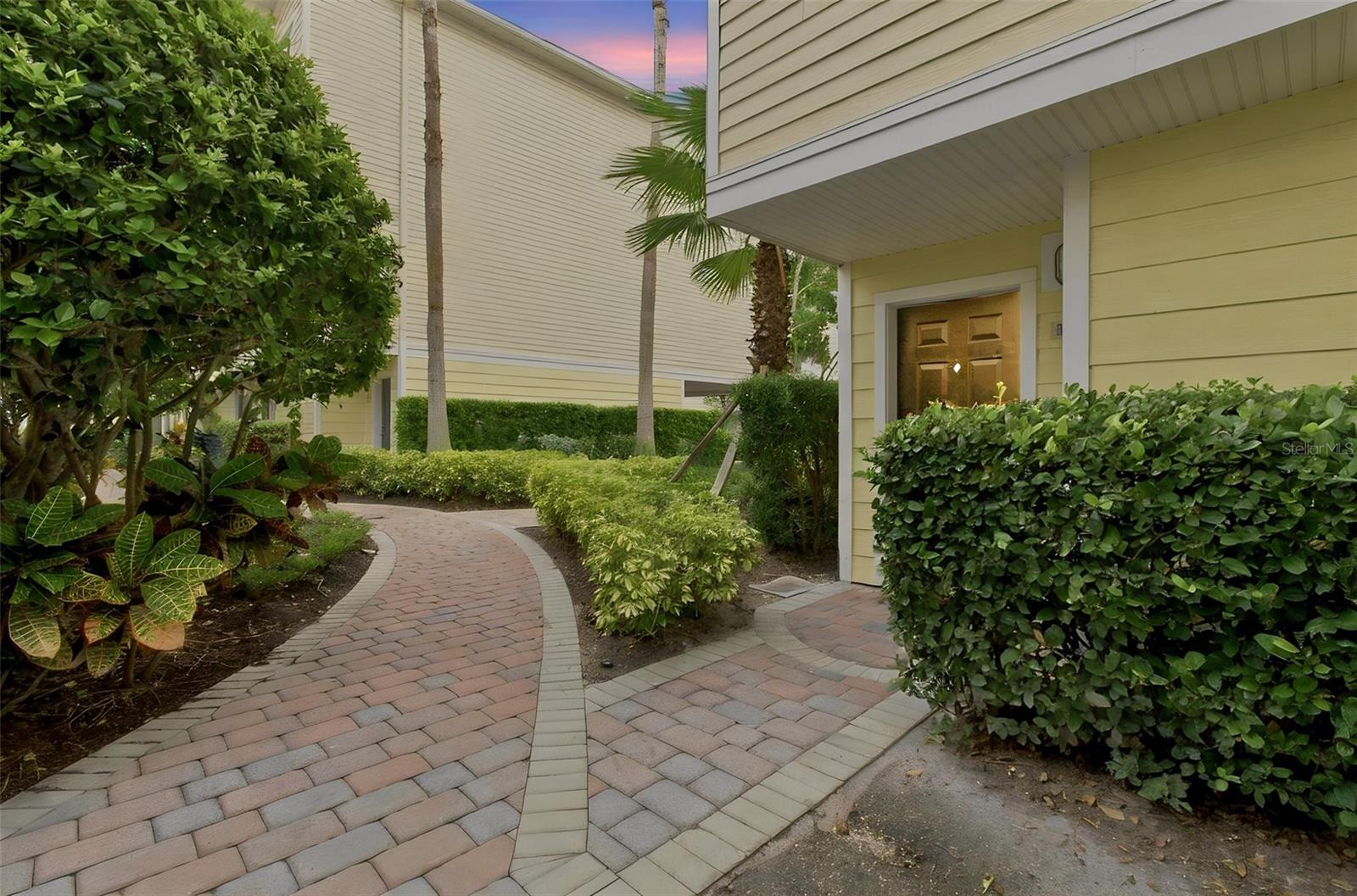 9801 MEADOW FIELD CIR - Photo 1