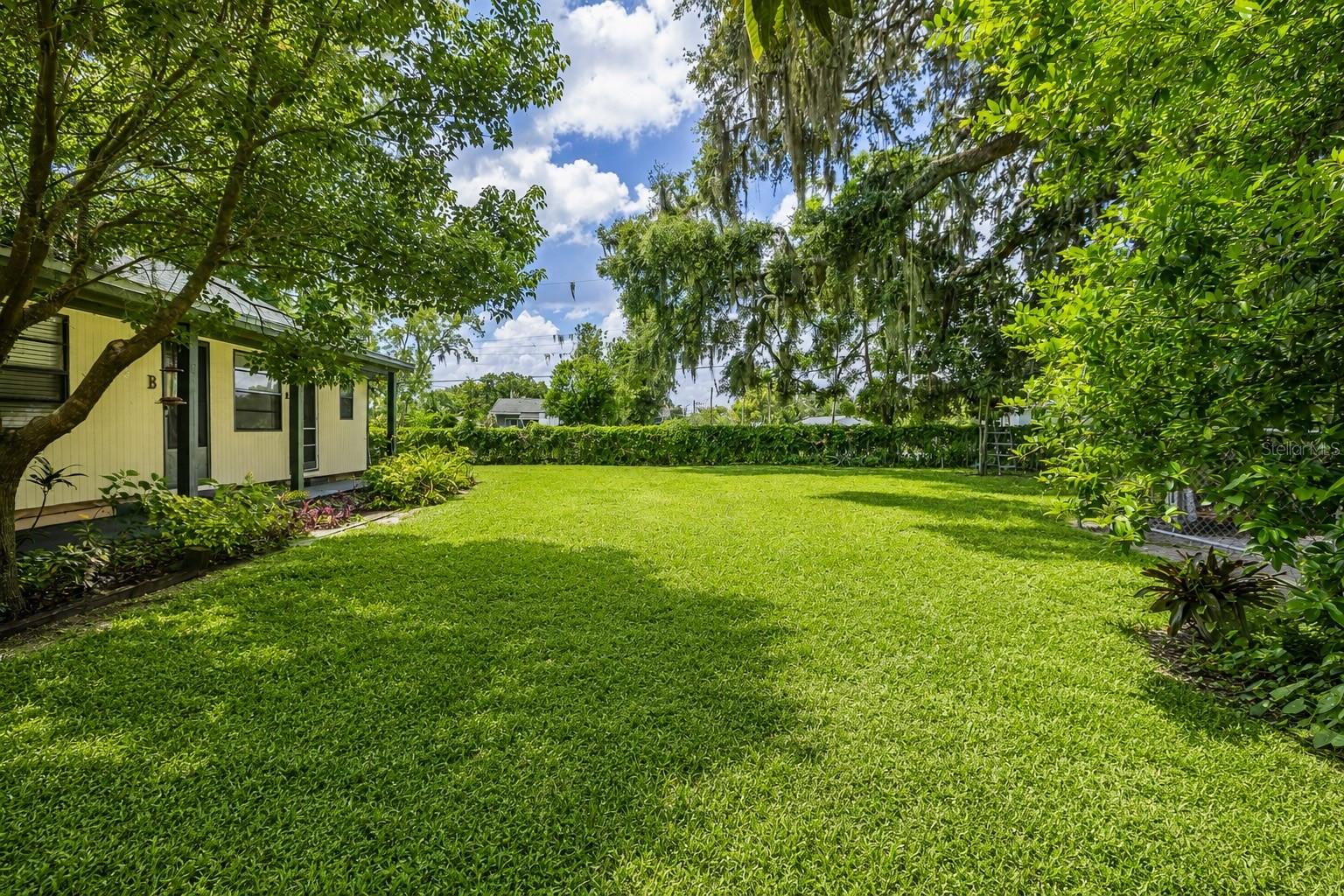 5223 PEACH AVE - Photo 1