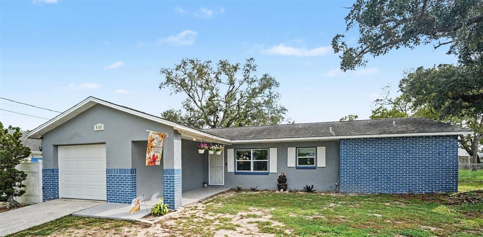 8318 GOODRICH ST - Photo 1
