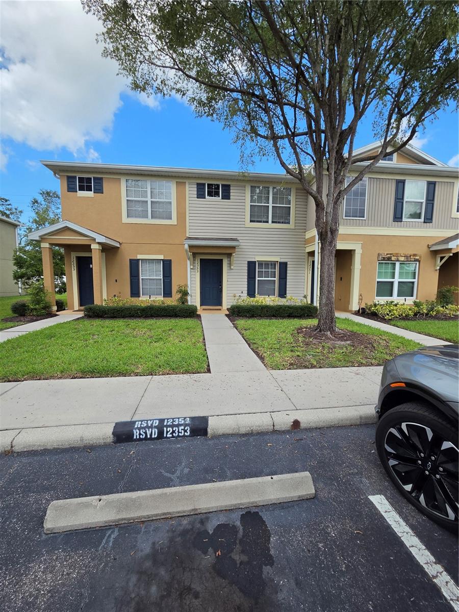 12353 FOXMOOR PEAK DR - Photo 1