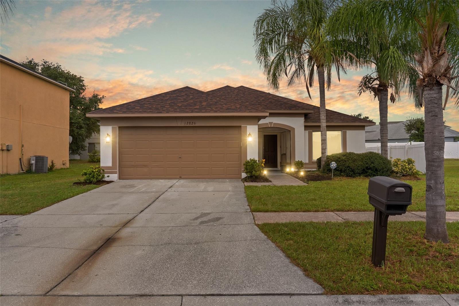 12826 LONGCREST DR - Photo 1