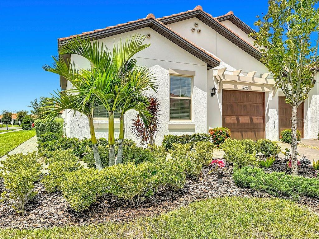 17255 HOLLY WELL AVE - Photo 1
