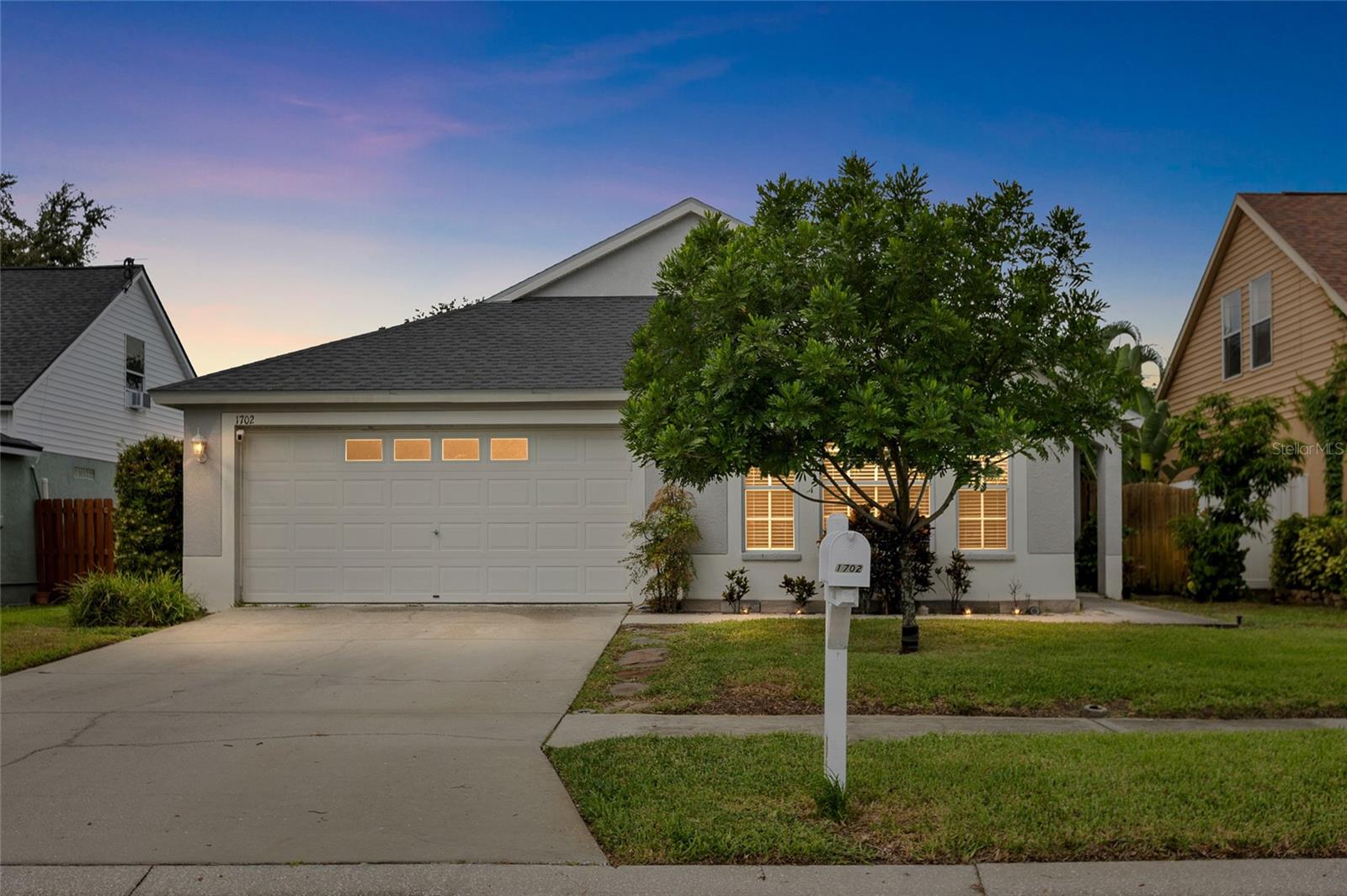 1702 MEADOW OAK LN - Photo 1