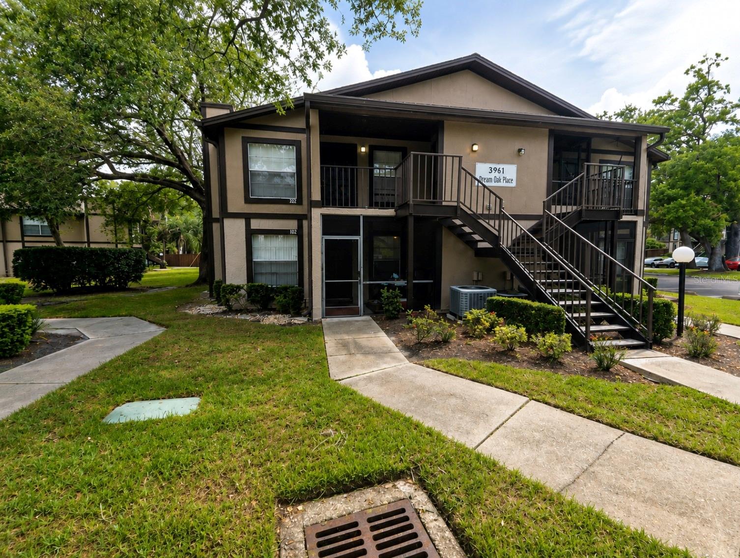 3961 DREAM OAK PL #204 - Photo 1