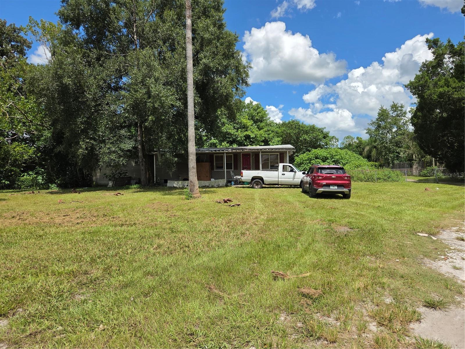 33349 ARTHUR DR - Photo 1