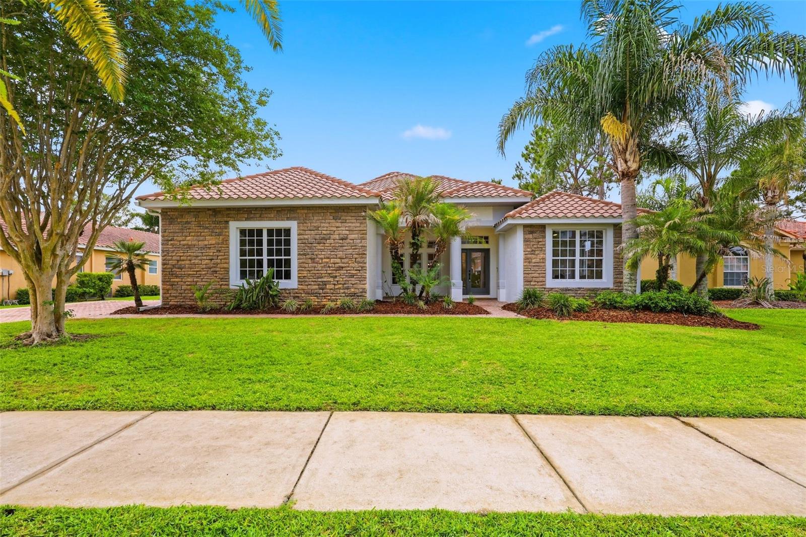10534 BERMUDA ISLE DR - Photo 1