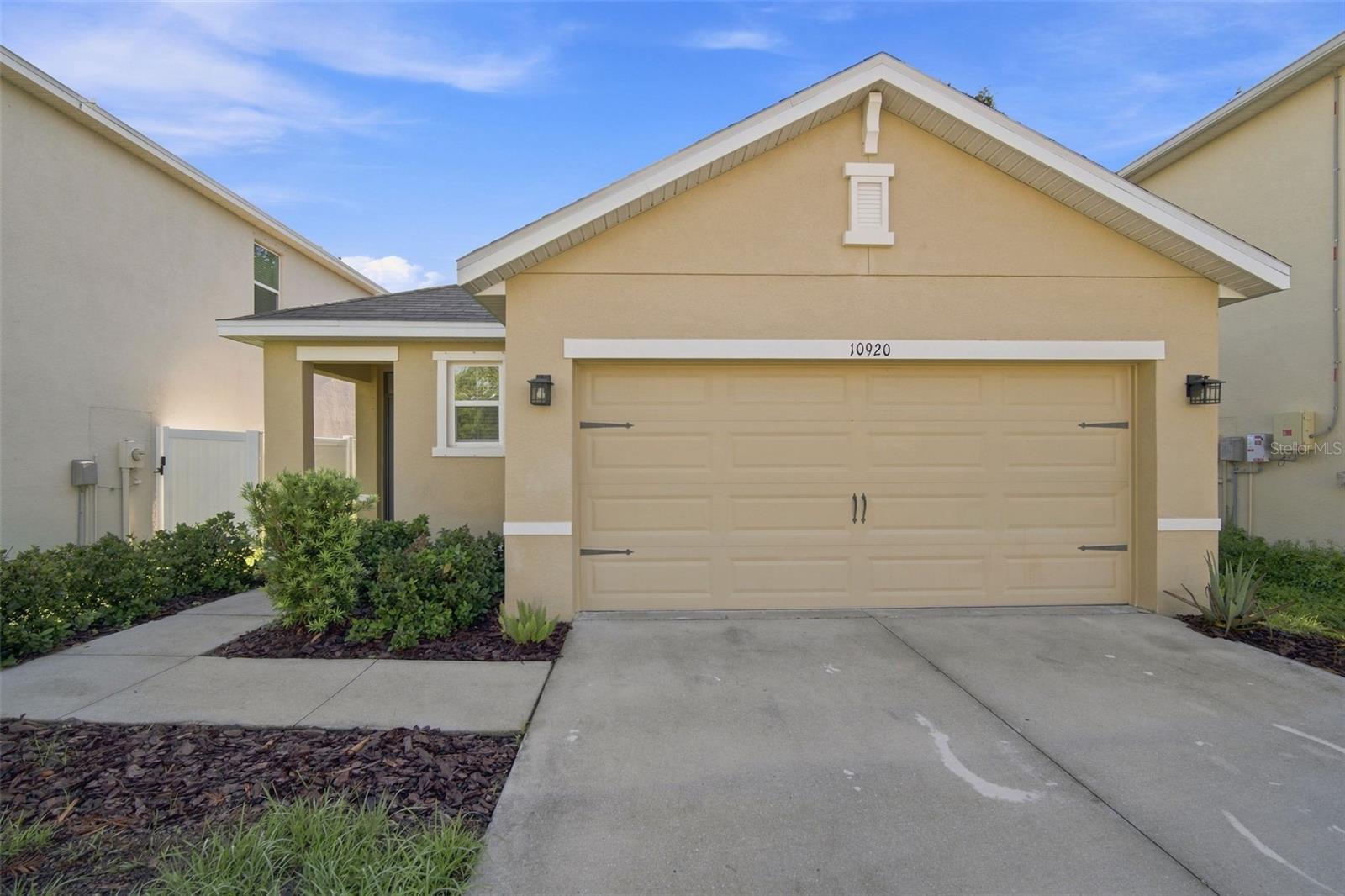 10920 CARLTON FIELDS DR - Photo 1